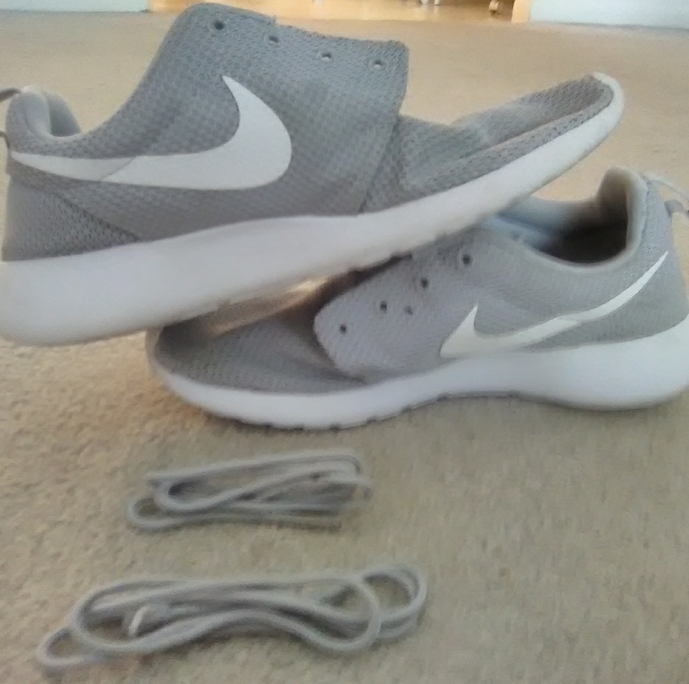 Men's 9 Roshe's